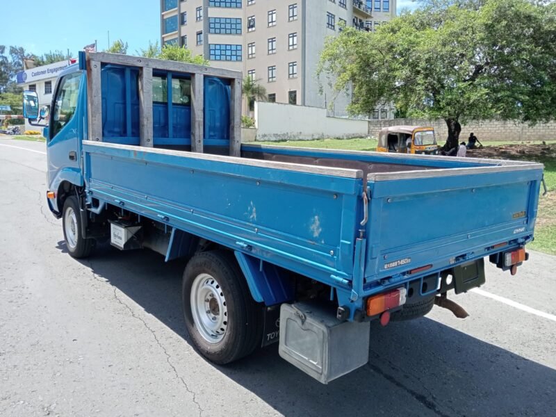 2015 Toyota Dyna