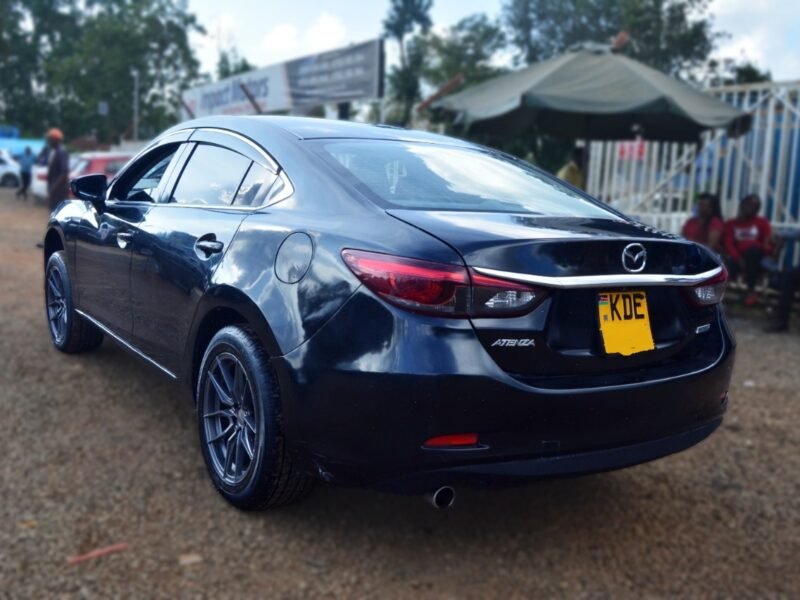 2015 Mazda Atenza
