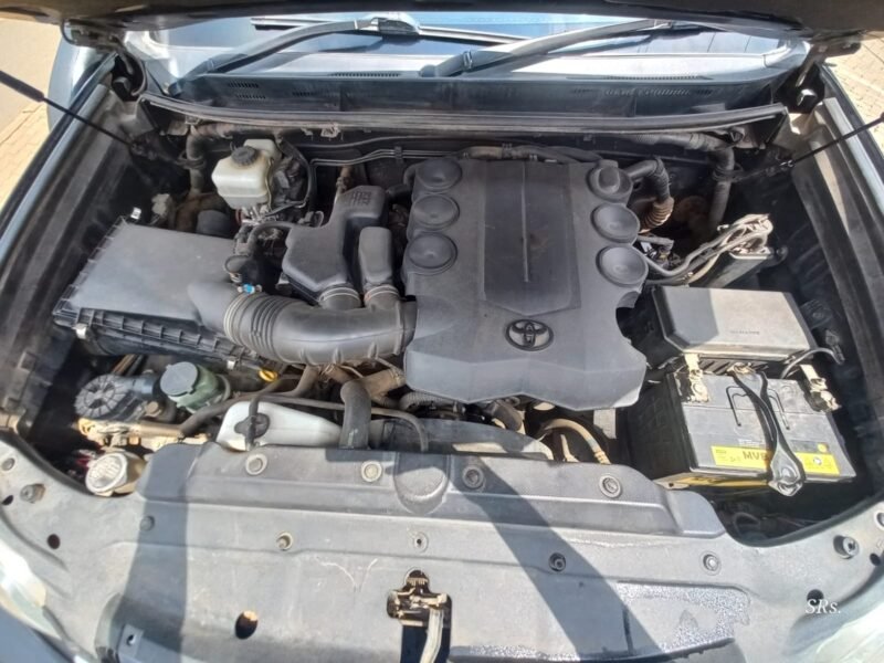 2012 TOYOTA LANDCRUISER TZG