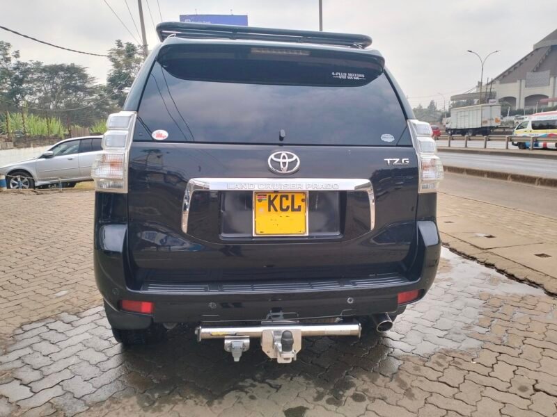 2012 TOYOTA LANDCRUISER TZG