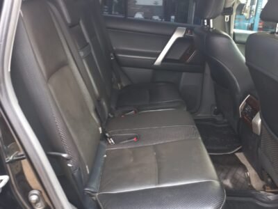 2012 TOYOTA LANDCRUISER TZG