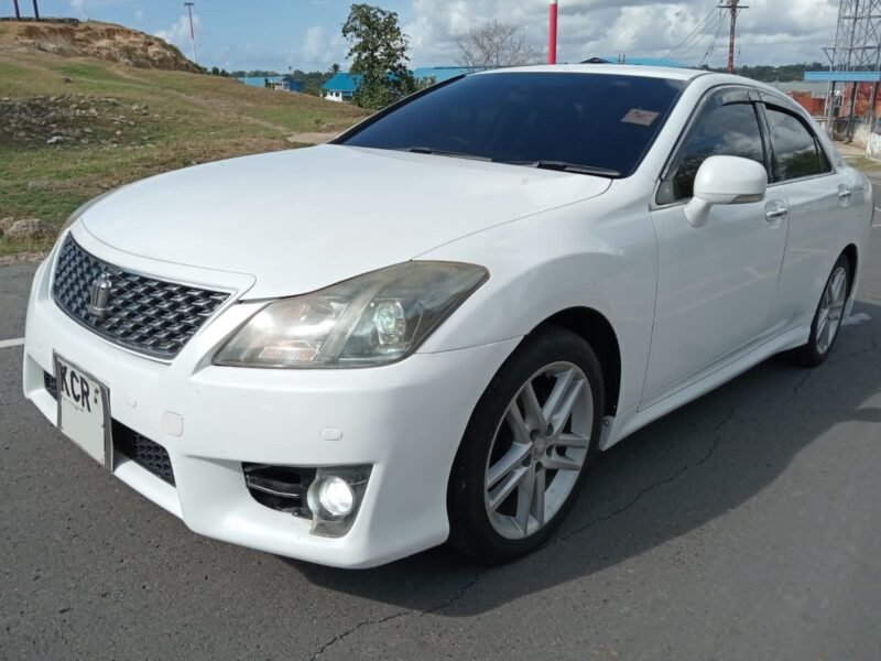 2011 Toyota Crown Athlete