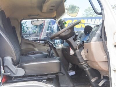 2019 Isuzu FRR
