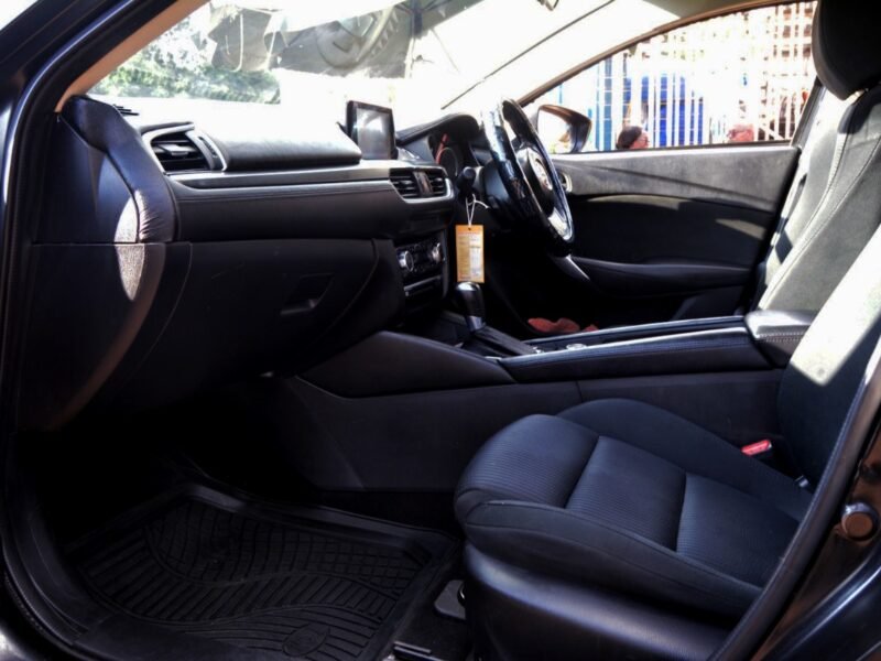 2015 Mazda Atenza