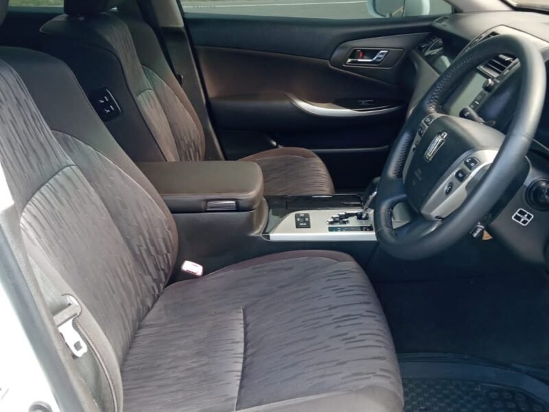 2011 Toyota Crown Athlete