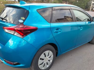 2016 Toyota Auris