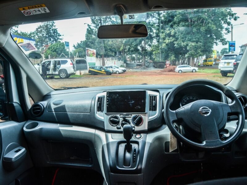 2017 Nissan NV200