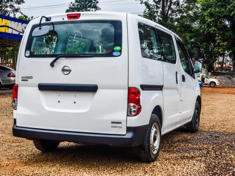 2015 Nissan NV200