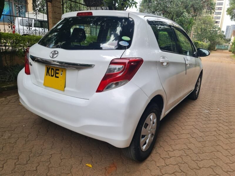 2014 TOYOTA VITZ