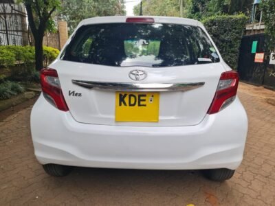 2014 TOYOTA VITZ
