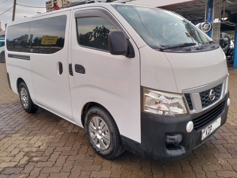 2016 NISSAN CARAVAN