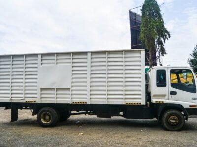 2019 Isuzu FRR