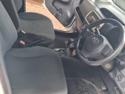2014 TOYOTA VITZ