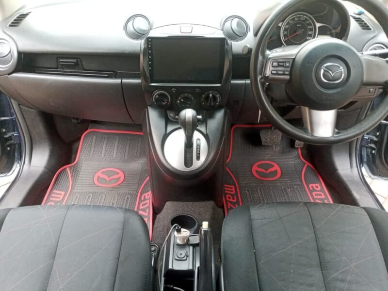 2014 Mazda Demio