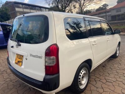 2017 Toyota probox
