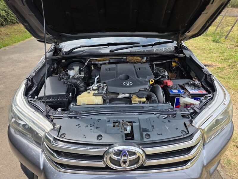 2015 Toyota hilux dcab pickup revo