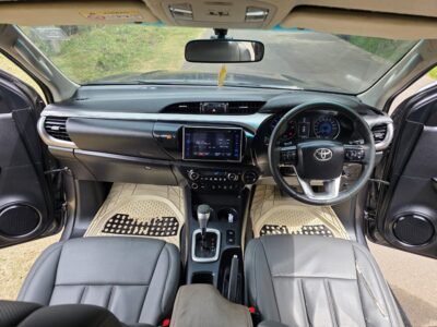 2015 Toyota hilux dcab pickup revo