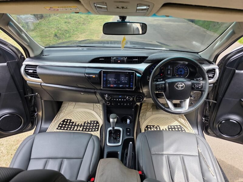 2015 Toyota hilux dcab pickup revo