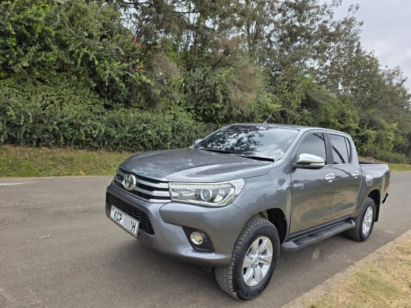 2015 Toyota hilux dcab pickup revo