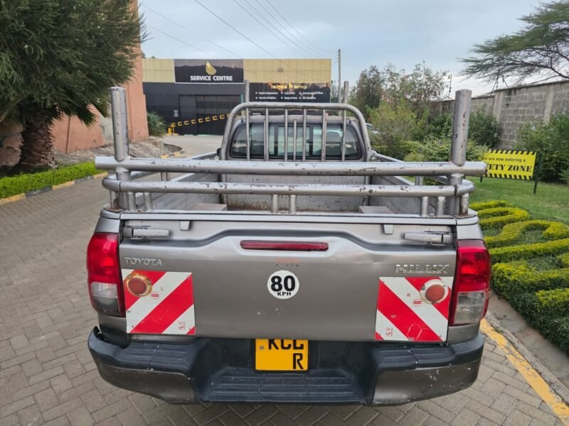 2017 Toyota hilux pickup lowrider