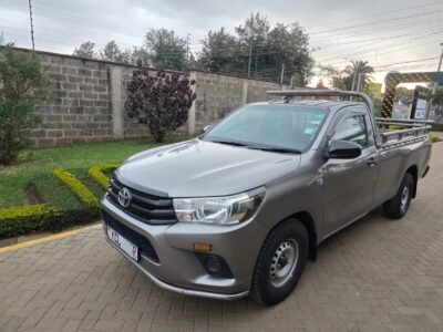 2017 Toyota hilux pickup lowrider