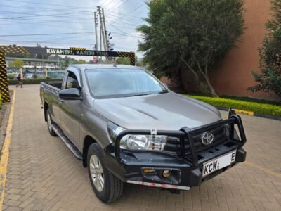 2019 Toyota hilux pickup lowrider