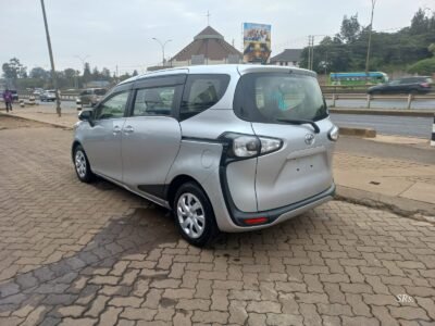 2018 TOYOTA SIENTA