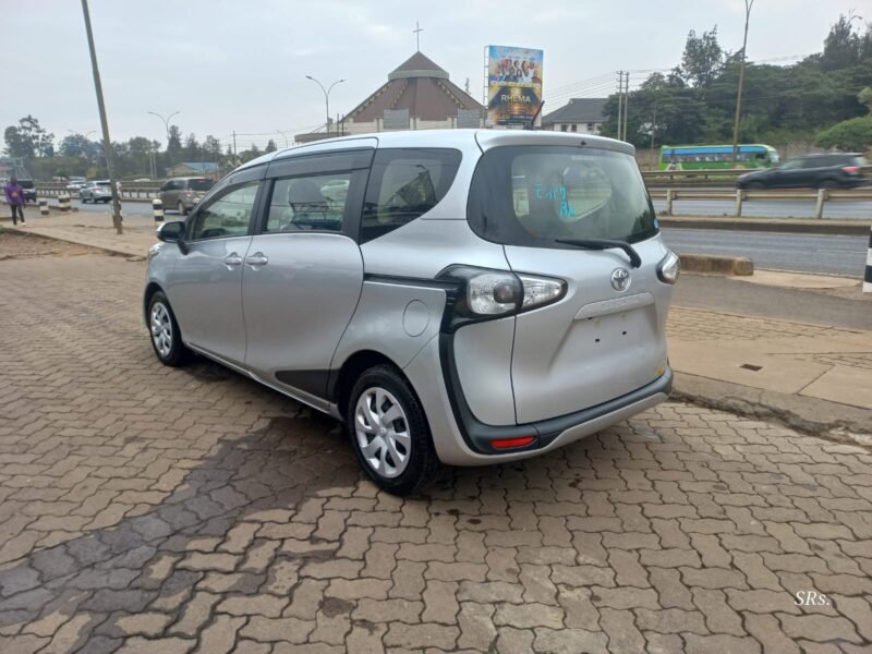 2018 TOYOTA SIENTA