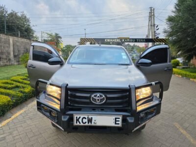 2019 Toyota hilux pickup lowrider