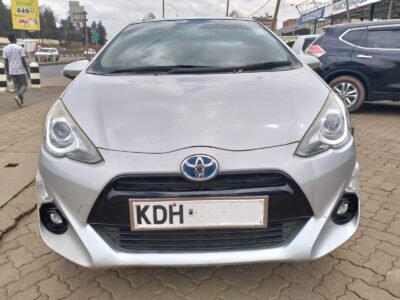 2015 TOYOTA AQUA HYBRID