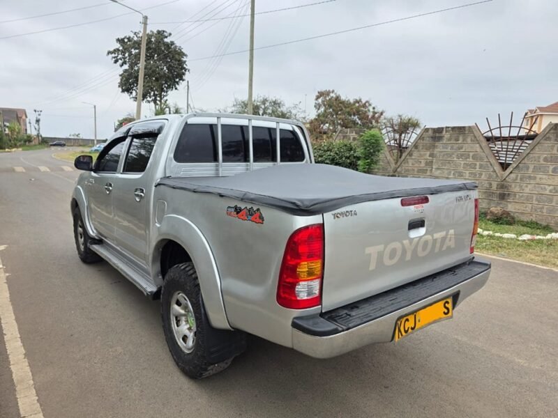 2009 Toyota Hilux Dcab Pickup