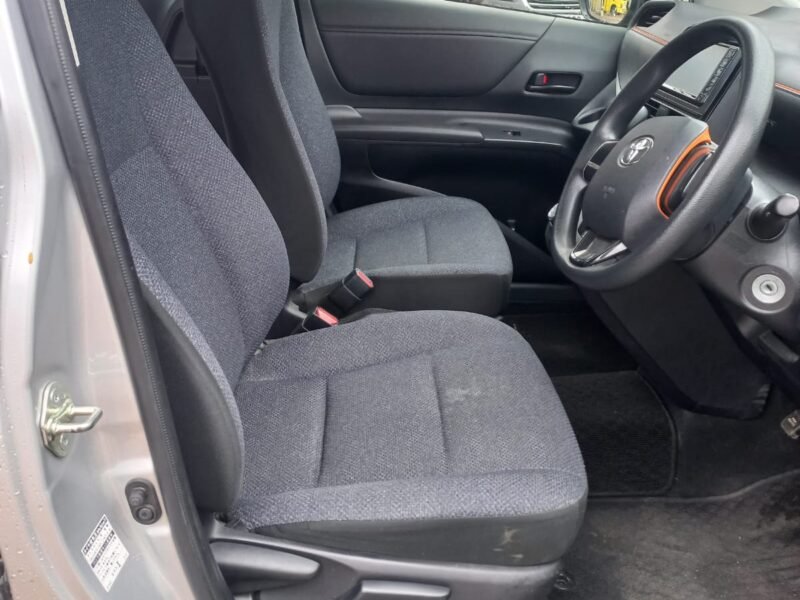 2018 TOYOTA SIENTA