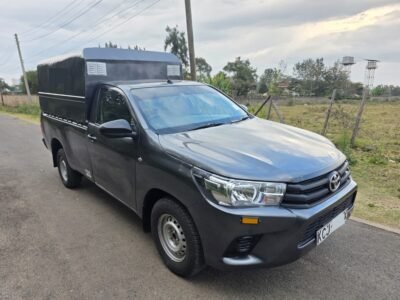 2016 Toyota Hilux Pickup Lowrider