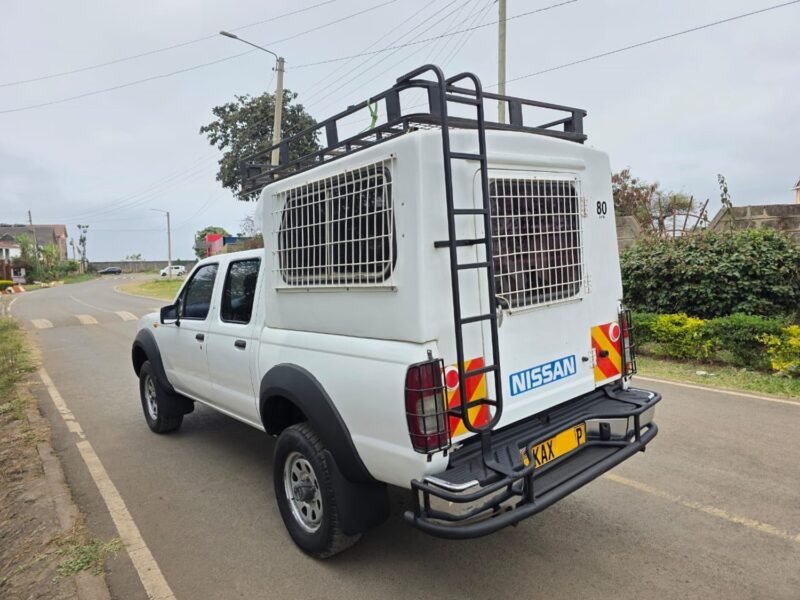 2006 Nissan hardbody