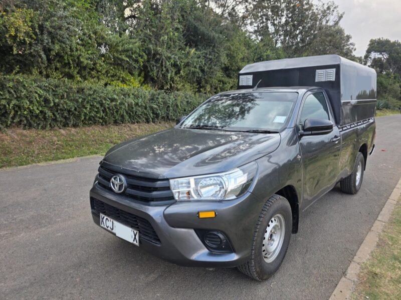 2016 Toyota Hilux Pickup Lowrider