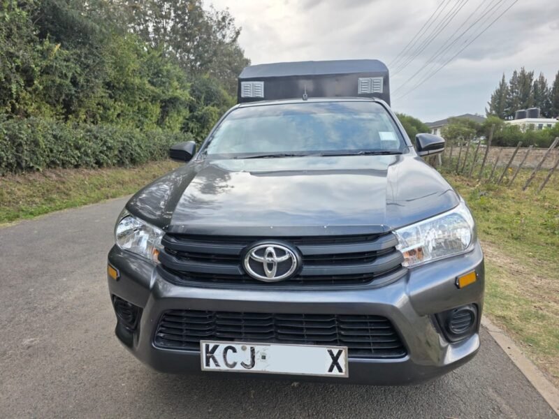 2016 Toyota Hilux Pickup Lowrider
