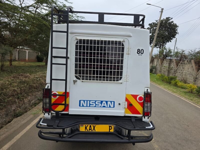 2006 Nissan hardbody
