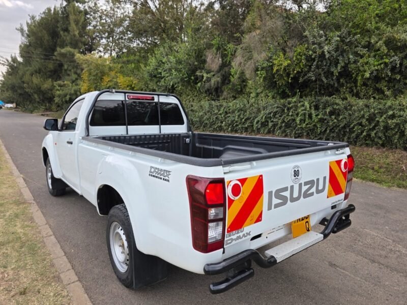 2025 Isuzu dmax pickup