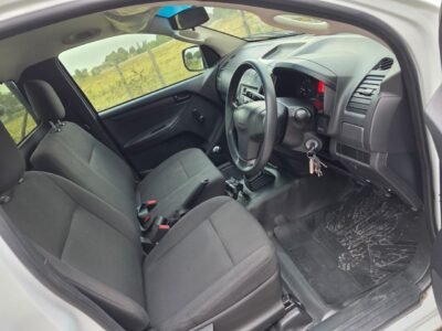 2025 Isuzu dmax pickup