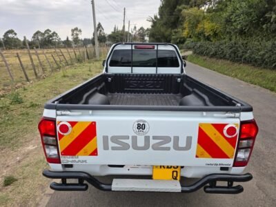 2025 Isuzu dmax pickup