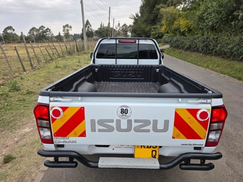 2025 Isuzu dmax pickup