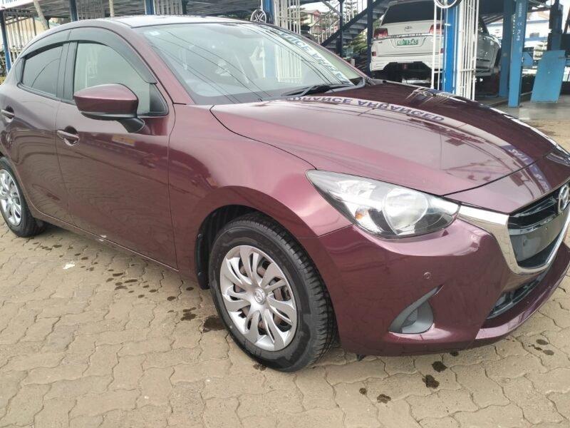 2018 Mazda Demio