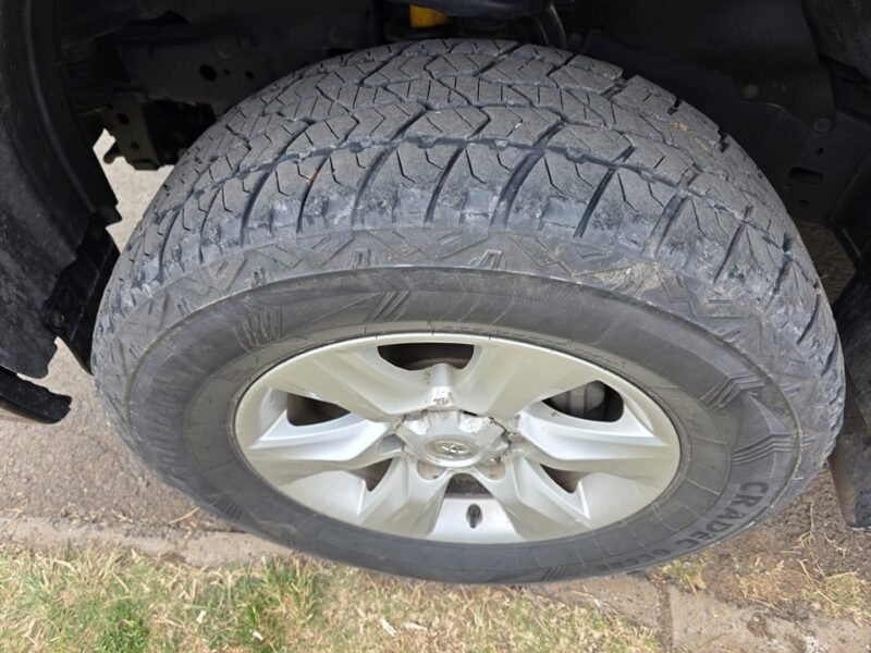2013 Toyota prado Tx 150