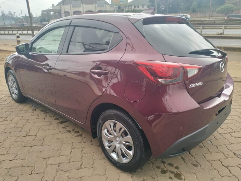 2018 Mazda Demio