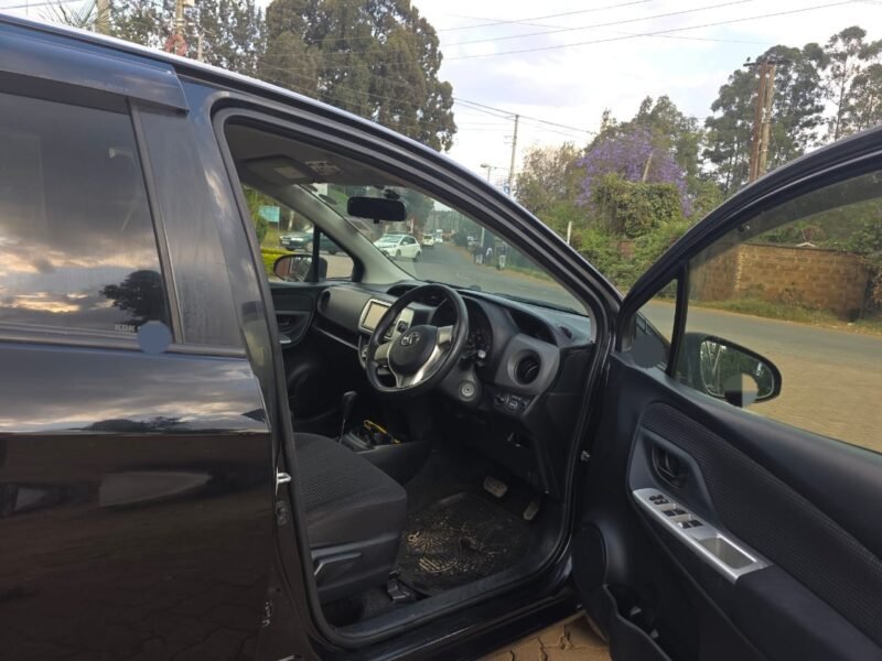 2016 Toyota Vitz