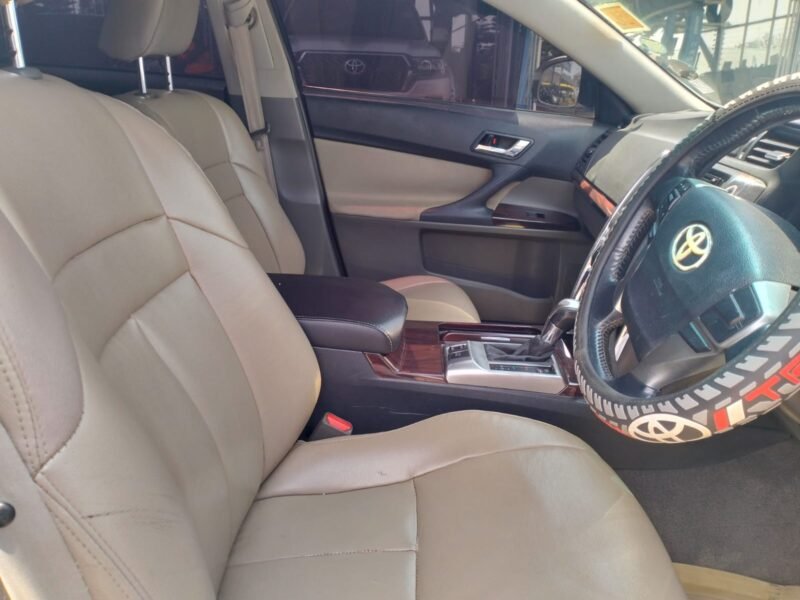 2010 Toyota Mark X