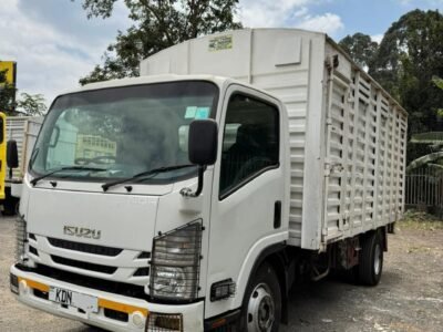 2023 Isuzu NQR
