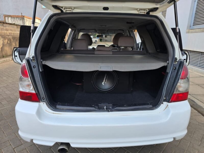 2005 Subaru Forester SG5
