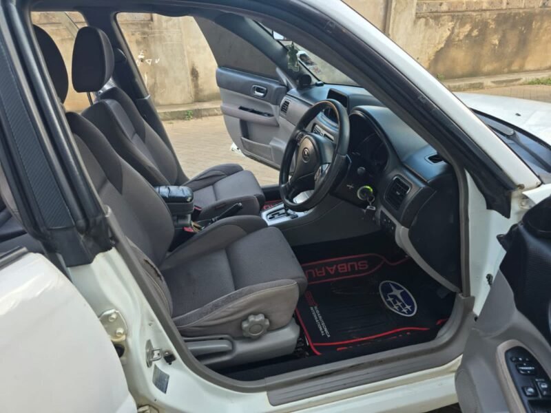 2005 Subaru Forester SG5