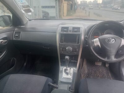 2011 Toyota fielder
